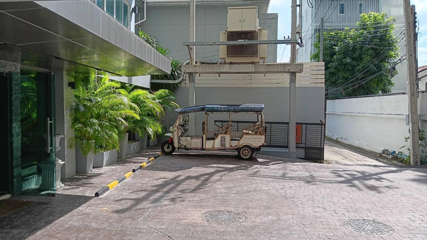 J Residence Thonglor 8 Μπανγκόκ Εξωτερικό φωτογραφία