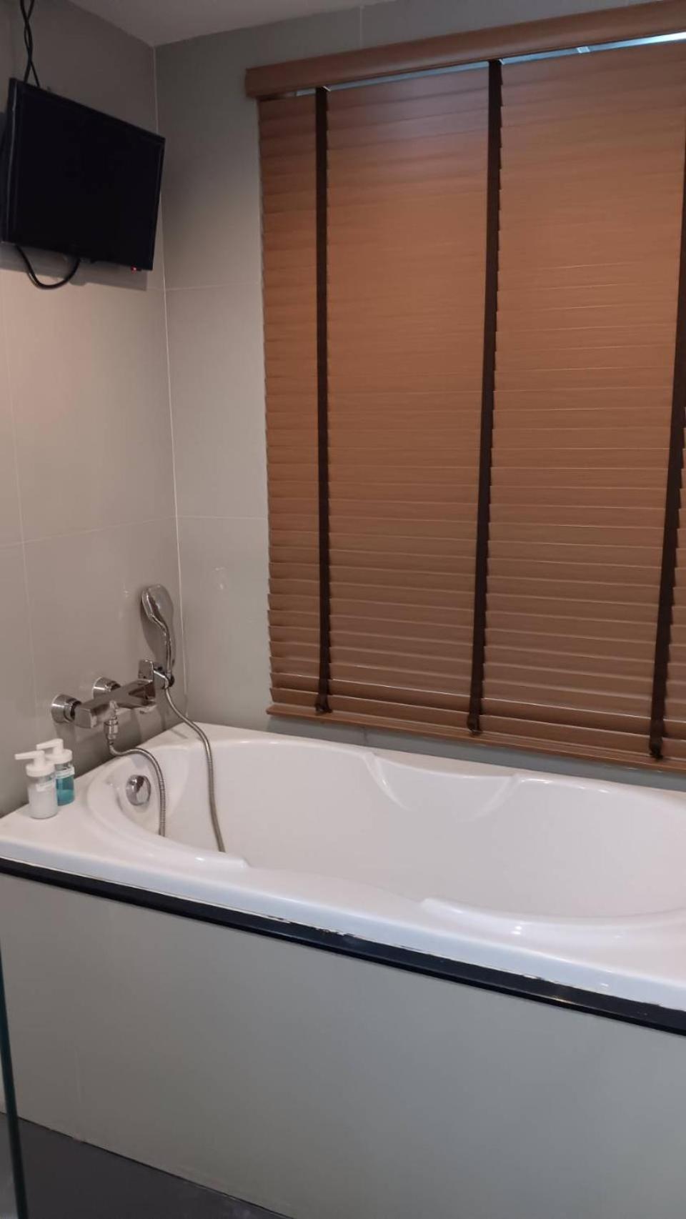 J Residence Thonglor 8 Μπανγκόκ Εξωτερικό φωτογραφία