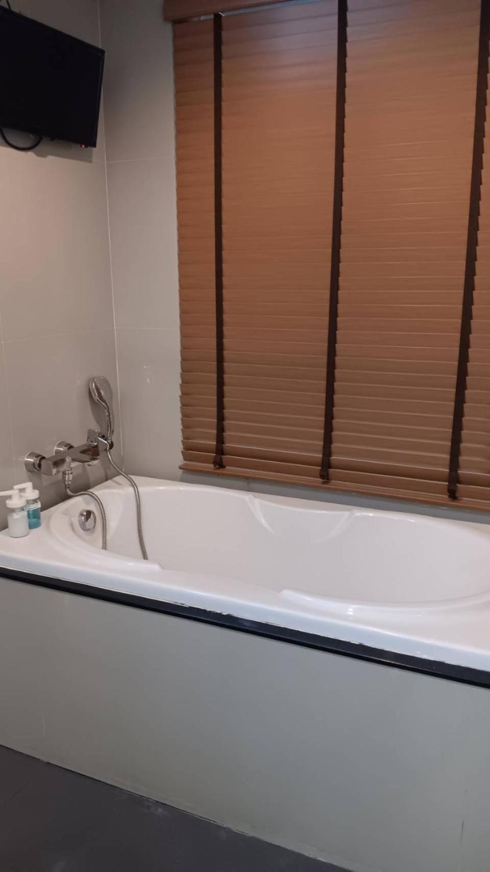 J Residence Thonglor 8 Μπανγκόκ Εξωτερικό φωτογραφία