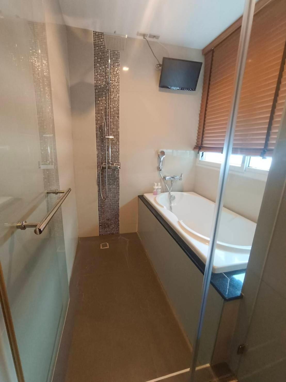 J Residence Thonglor 8 Μπανγκόκ Εξωτερικό φωτογραφία